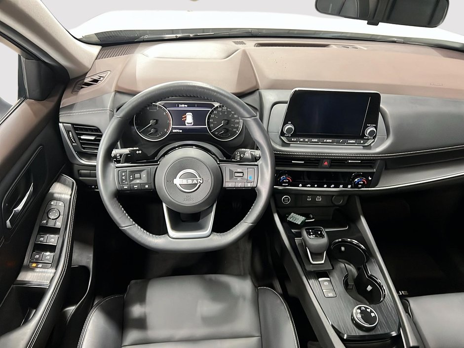 Nissan Rogue SV 2023-8