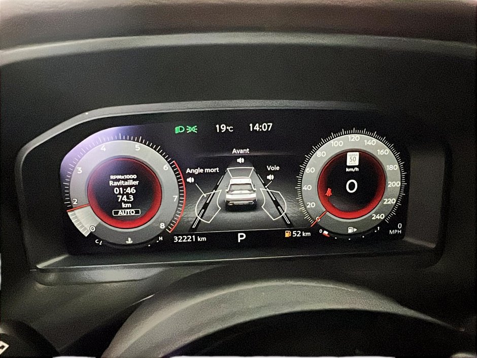 Nissan Rogue Platinum 2023-11