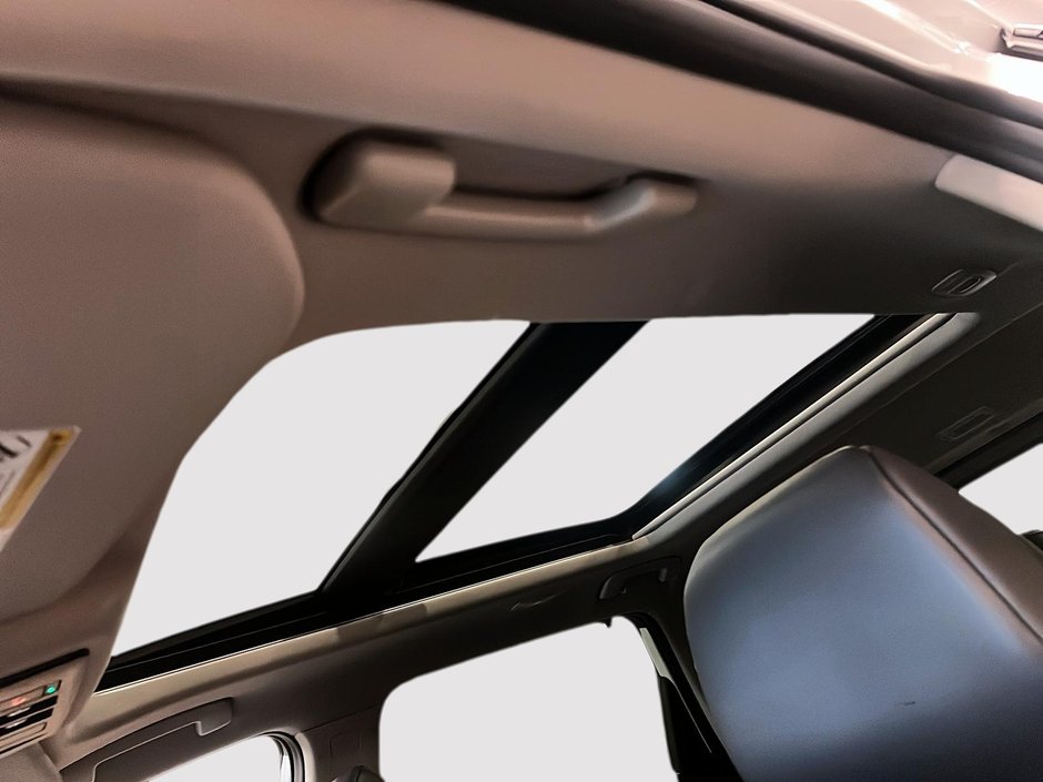 2024 Nissan Rogue SV Moonroof-15