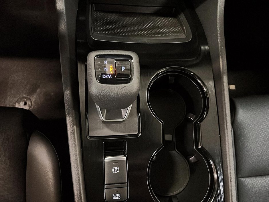 2024 Nissan Rogue SV Moonroof-13