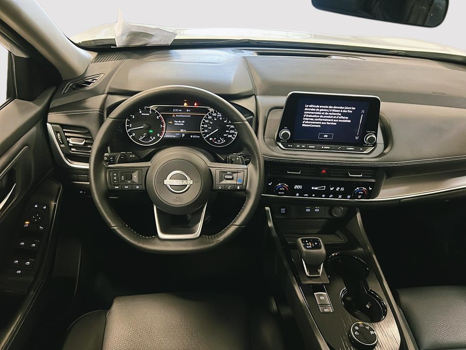 2024 Nissan Rogue SV Moonroof-9