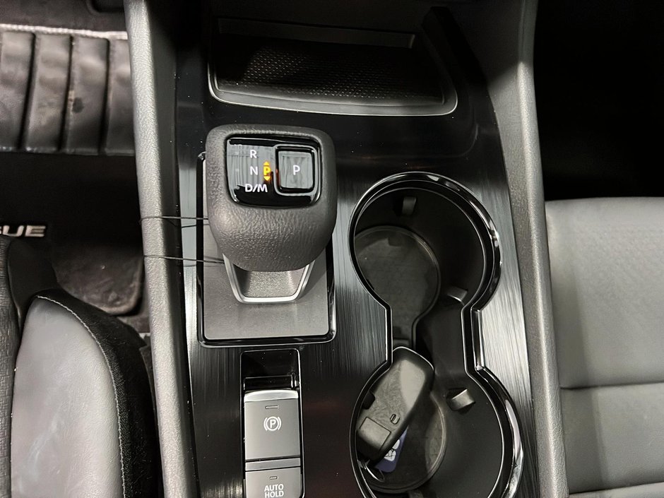 Nissan Rogue SV privilege cuir toit 2024-12