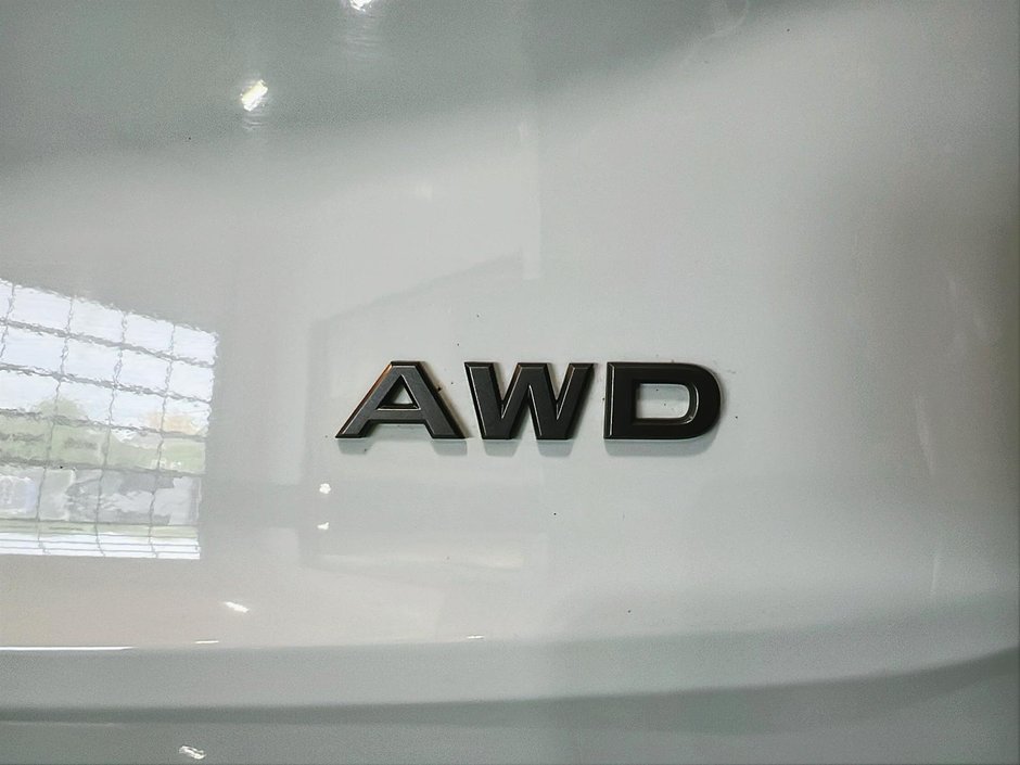 Nissan Rogue S AWD 2024-13