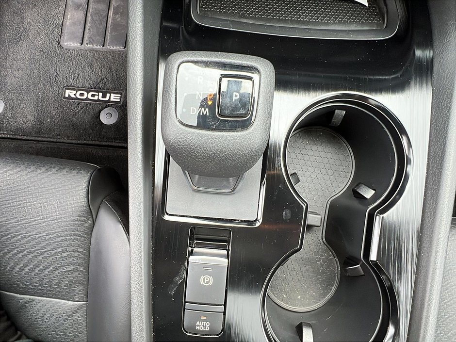 Nissan Rogue SV Moonroof 2024-13