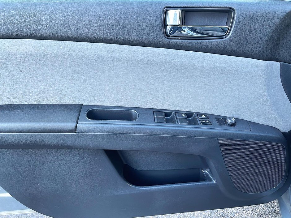 2010 Nissan Sentra 2.0 S-10