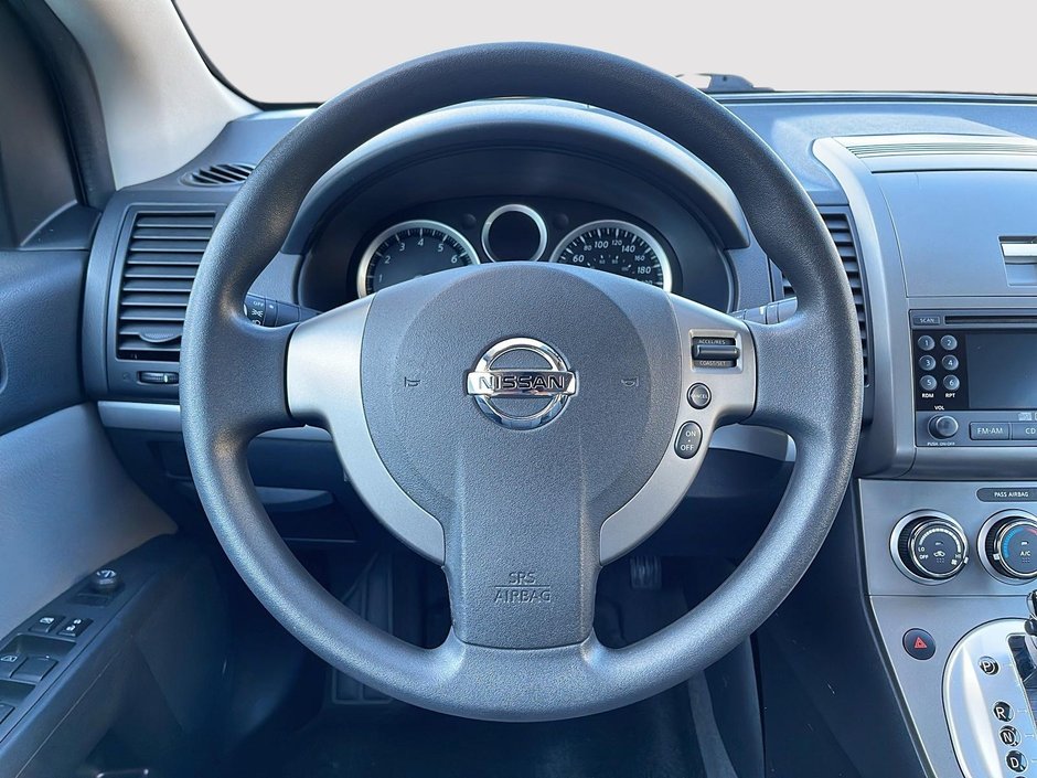 2010 Nissan Sentra 2.0 S-11