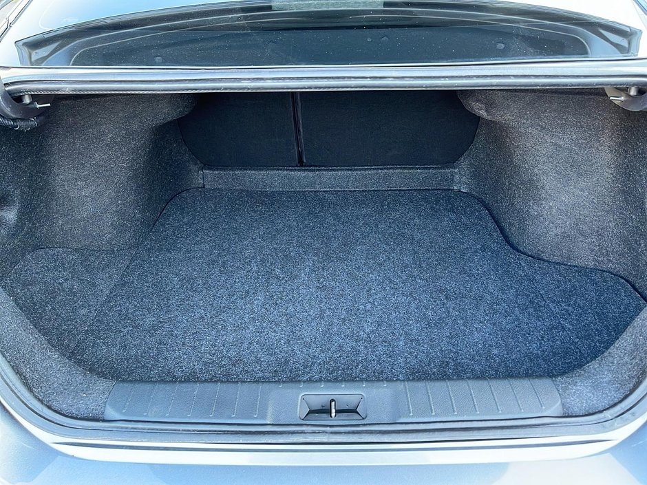 Nissan Sentra SR 2022-5