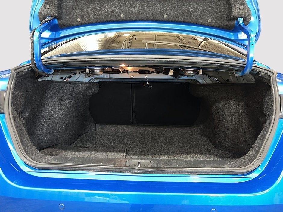 2022 Nissan Sentra SR-5