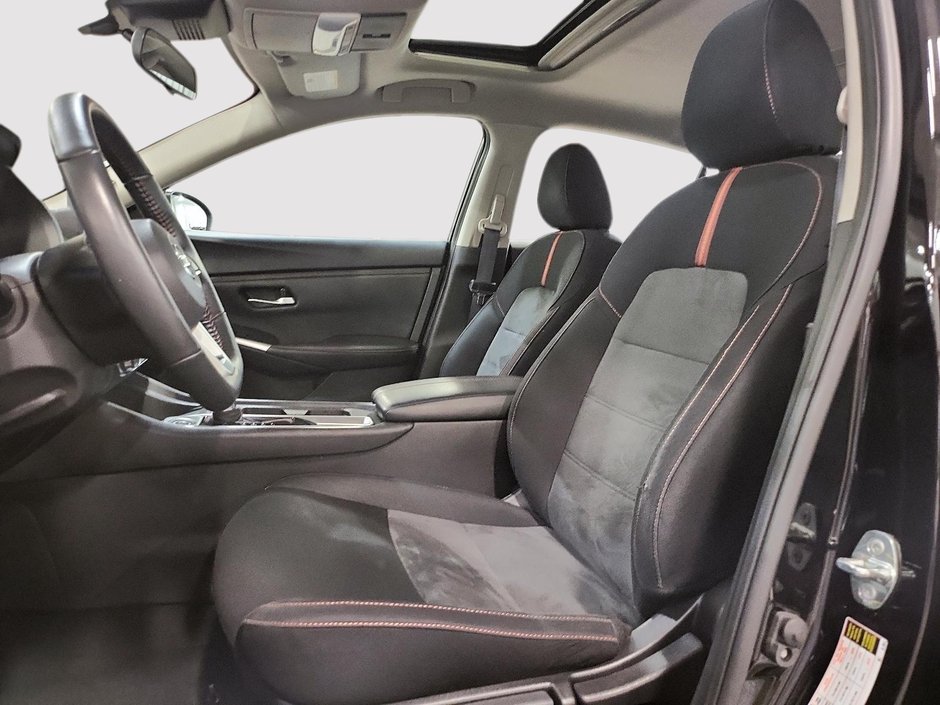 Nissan Sentra SR 2023-8