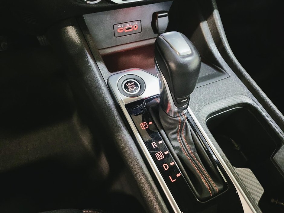 Nissan Sentra SR 2023-14