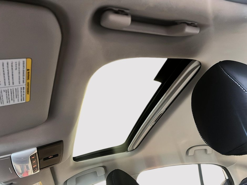 Nissan Sentra SV 2023-12