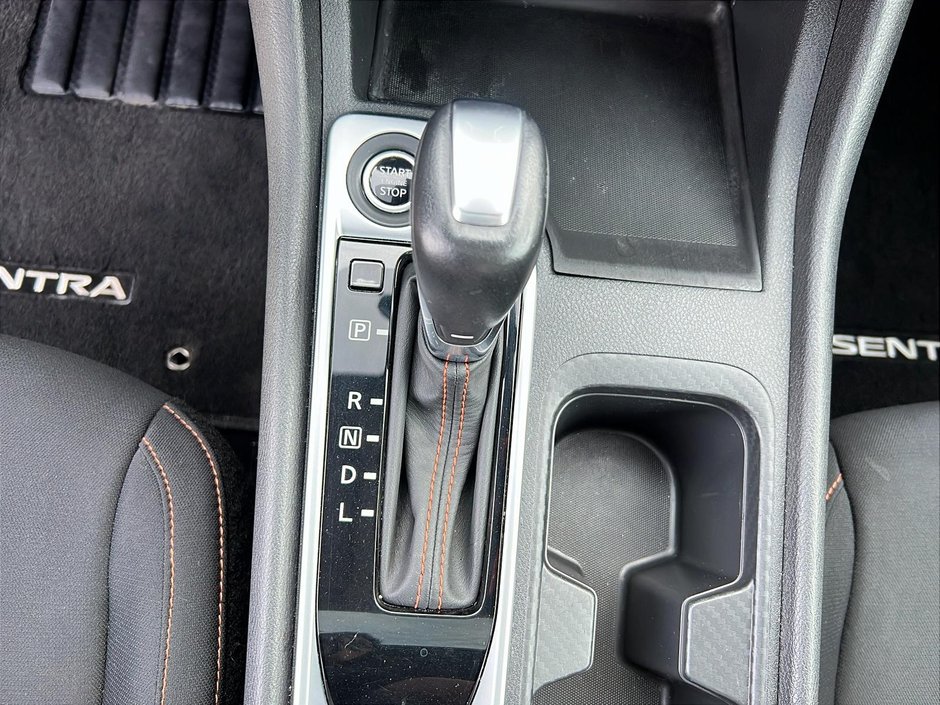 Nissan Sentra SR 2023-14