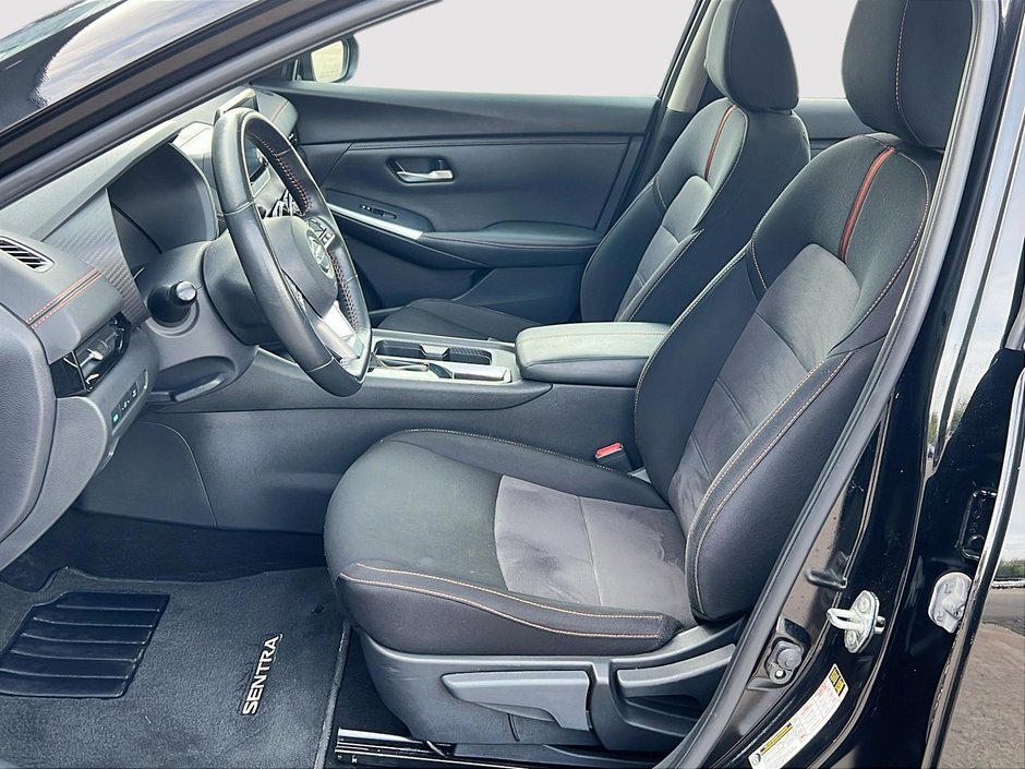 Nissan Sentra SR 2023-8