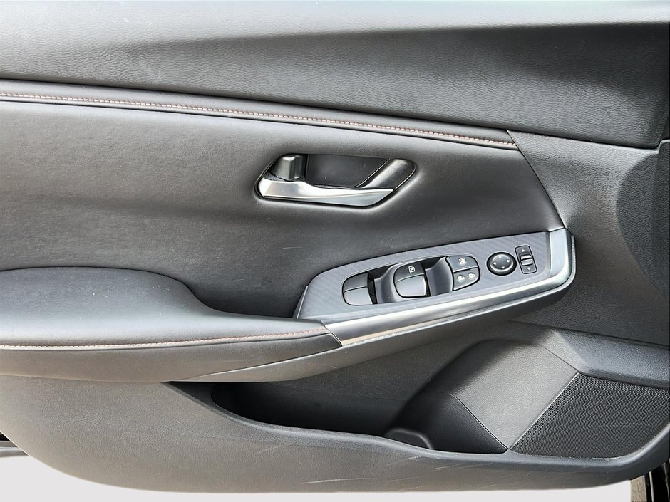 Nissan Sentra SR 2023-10