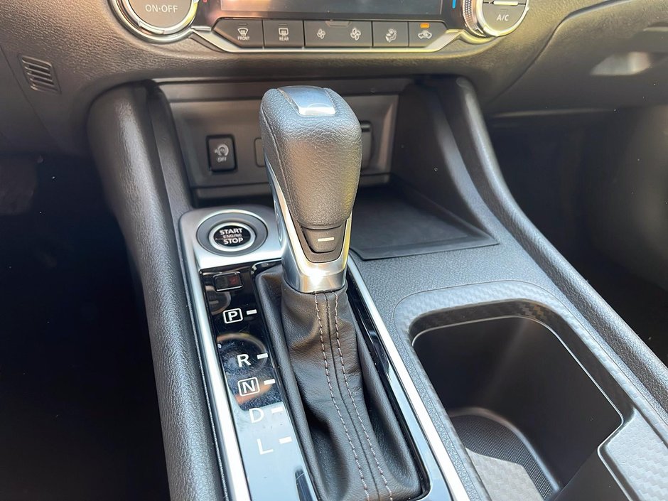 Nissan Sentra SV Toit Ouvrant 2024-14