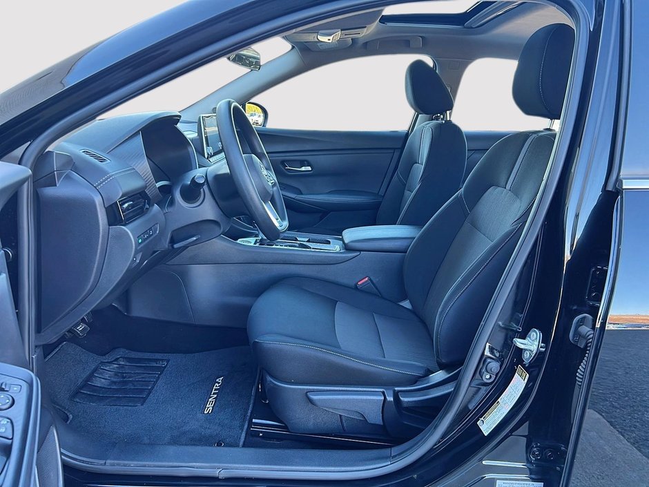 2024 Nissan Sentra SV-8