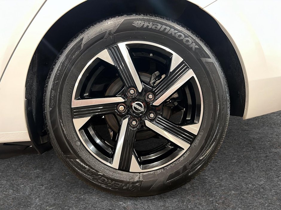 2024 Nissan Sentra SV-6