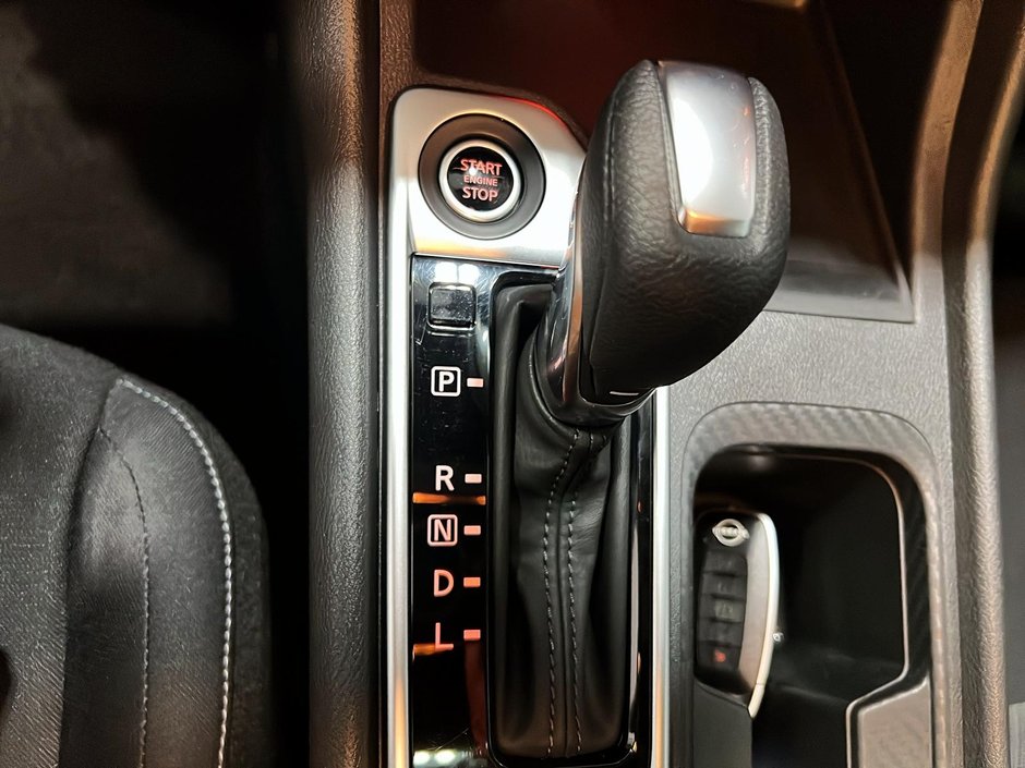 2024 Nissan Sentra SV toit ouvrant-12