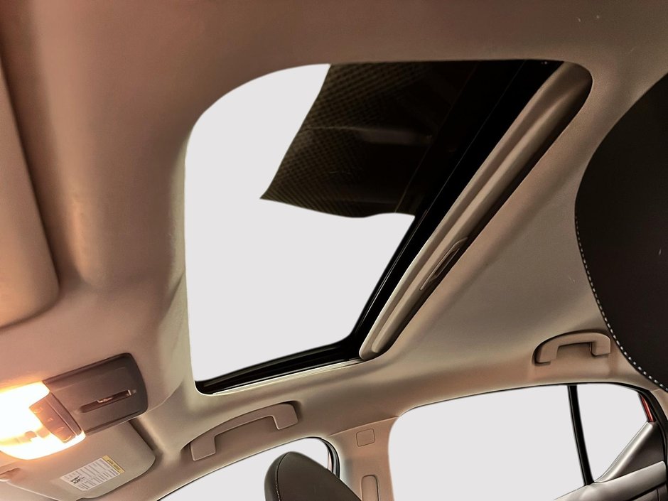 2024 Nissan Sentra SV toit ouvrant-13