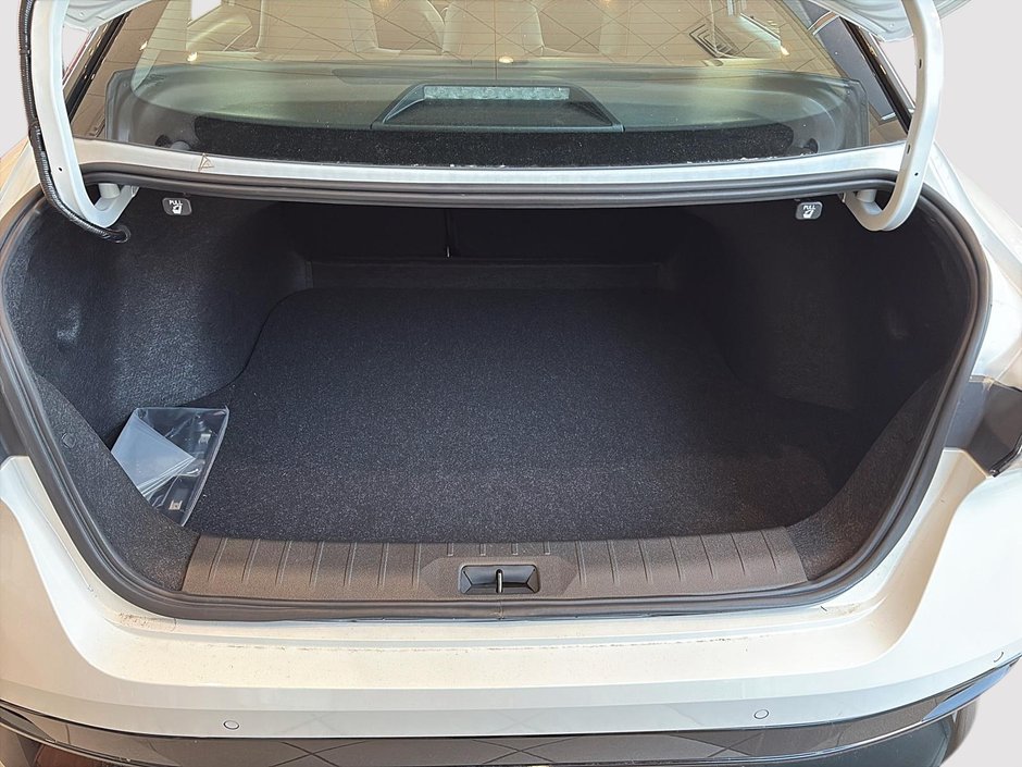 Nissan Sentra SR 2026-5