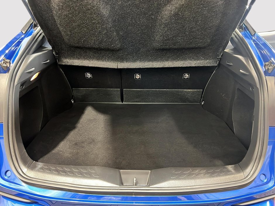 Toyota C-HR XLE 2021-5