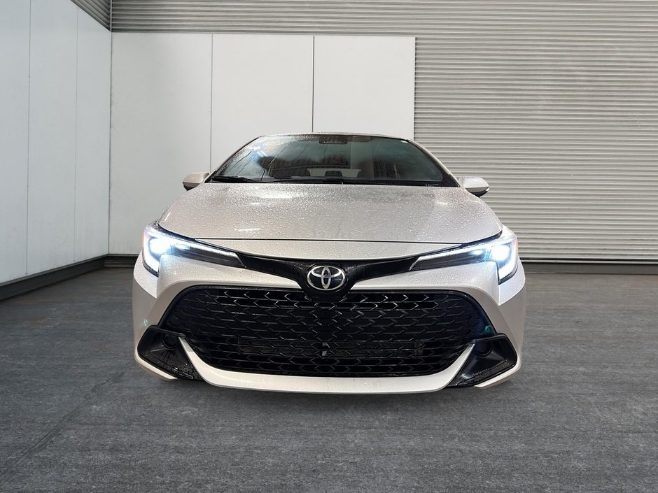 2024 Toyota Corolla Hatchback SE-1