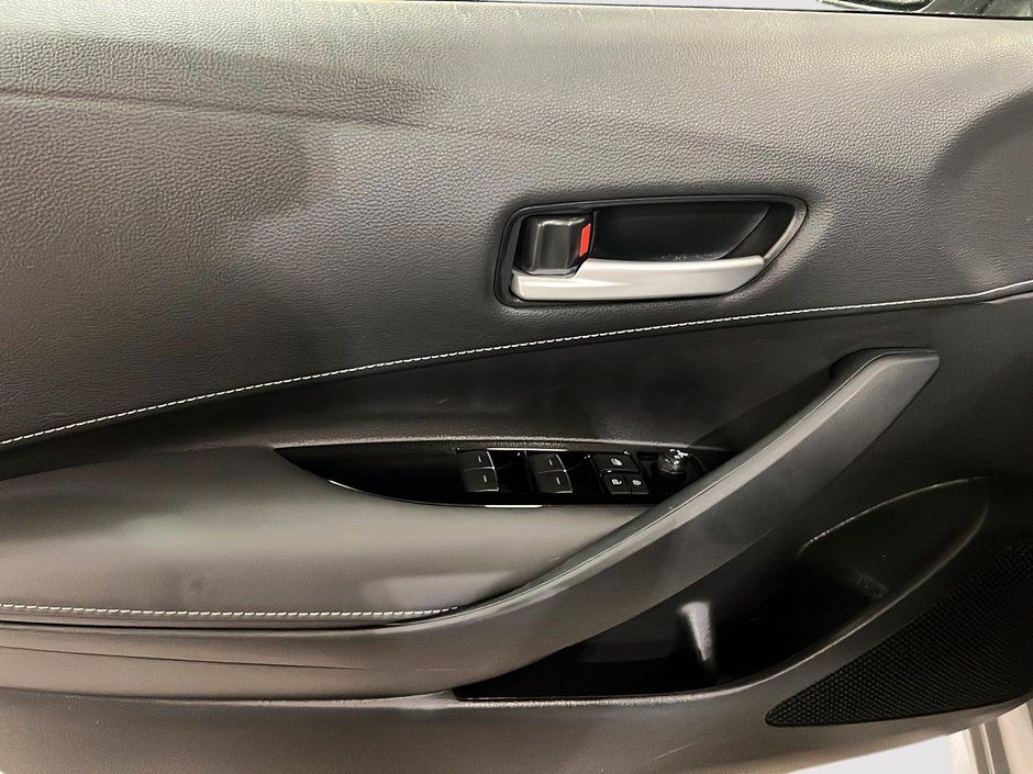 2024 Toyota Corolla Hatchback SE-9