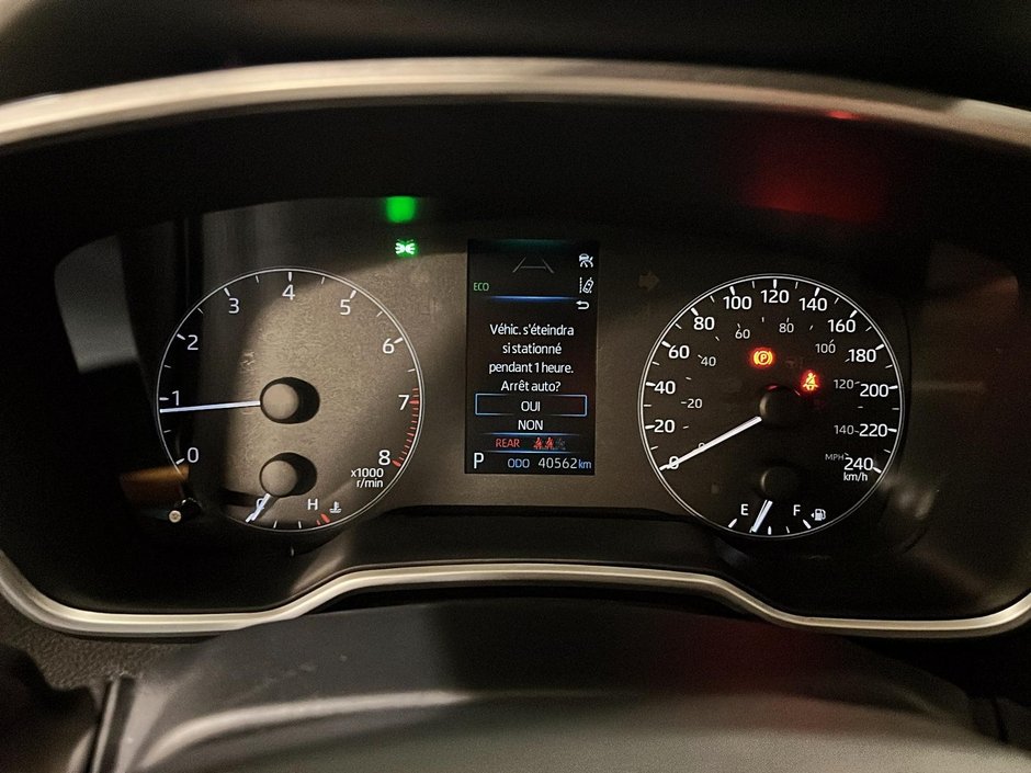 2024 Toyota Corolla Hatchback SE-11