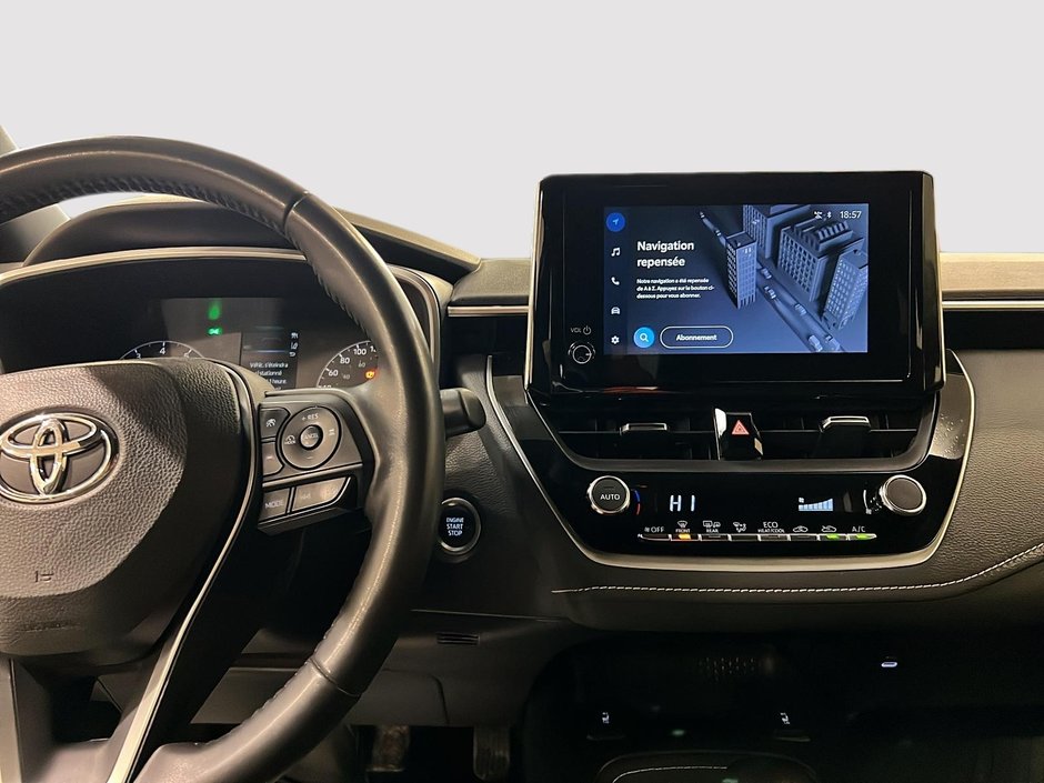 2024 Toyota Corolla Hatchback SE-14