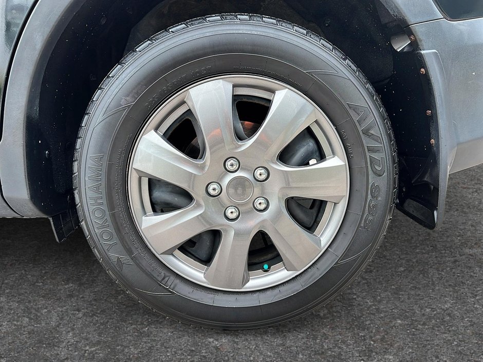 2015 Toyota RAV4 LE-6