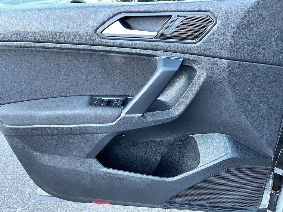 2020 Volkswagen Tiguan Trendline-10