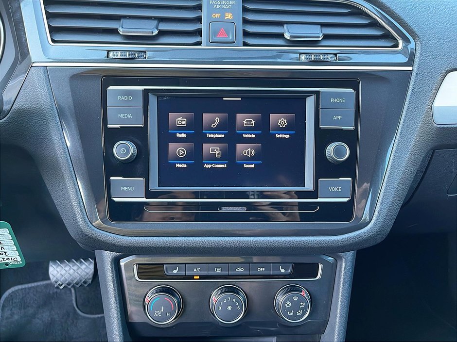 2020 Volkswagen Tiguan Trendline-16