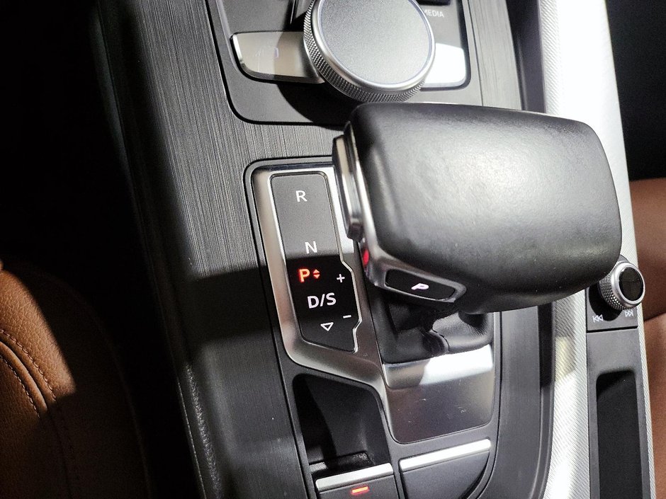 Audi A4 Sedan Progressiv 2018-14