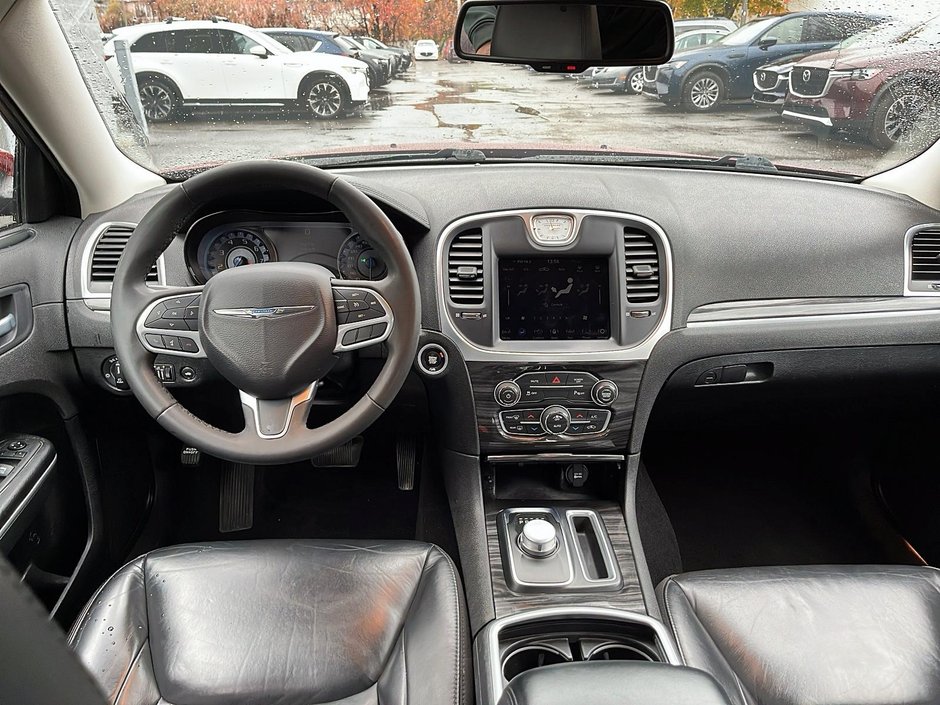 2022 Chrysler 300 TOURING L AWD-9