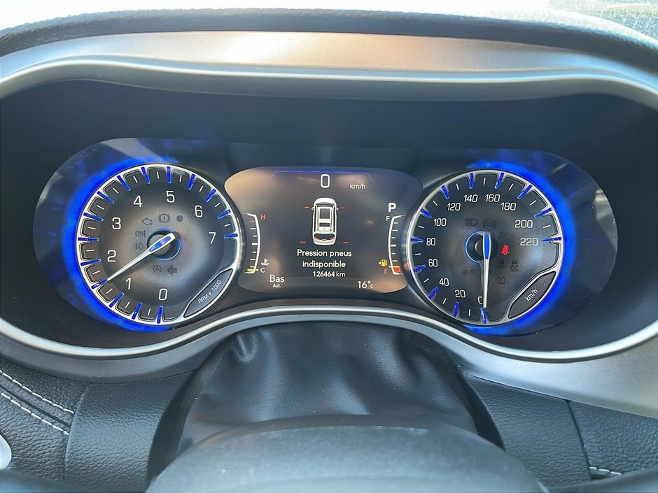 2022 Chrysler Pacifica TOURING L-13