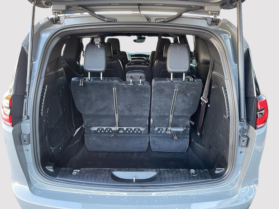 2022 Chrysler Pacifica TOURING L-5