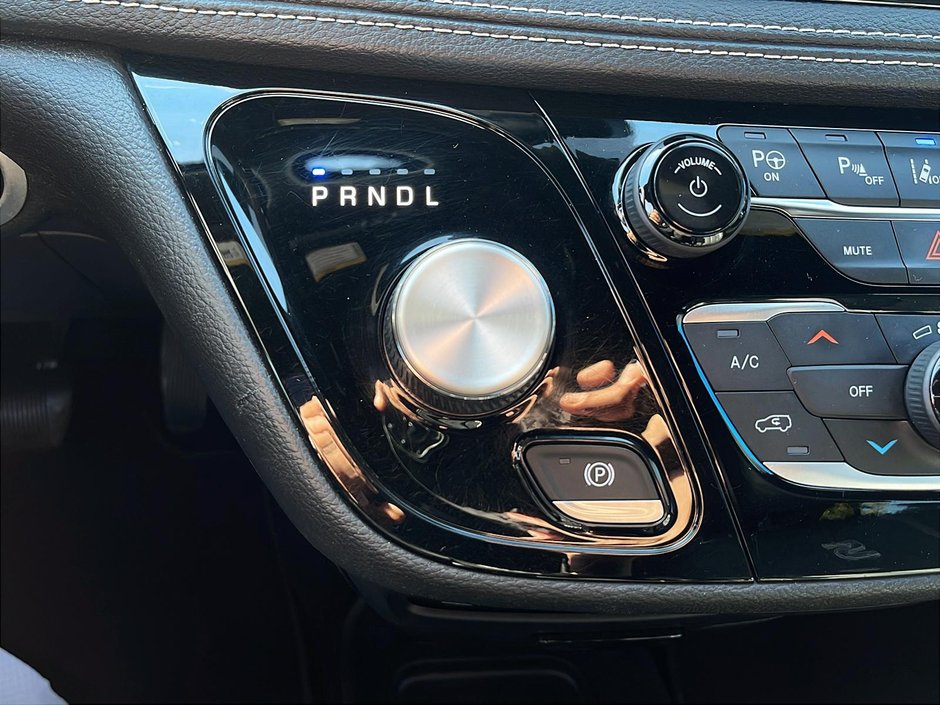 2022 Chrysler Pacifica TOURING L-14