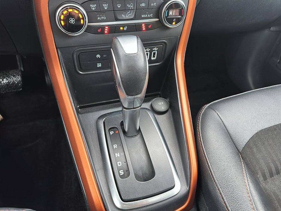 2018 Ford EcoSport SES-14