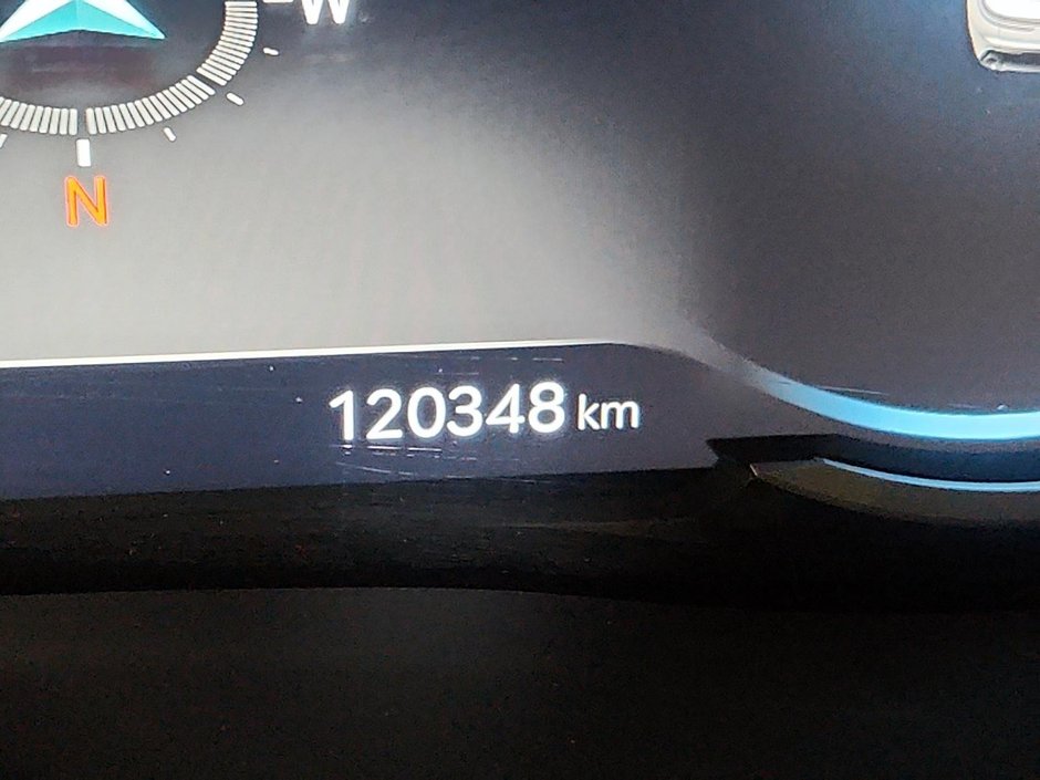 2022 GENESIS GV70 2.5T PRESTIGE-12