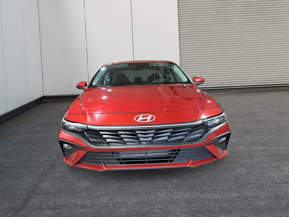 2025 Hyundai Elantra Preferred  Ensemble Tech-1