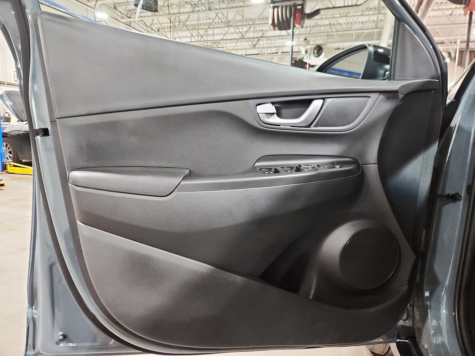 2023 Hyundai KONA ELECTRIC PREFERRED-10