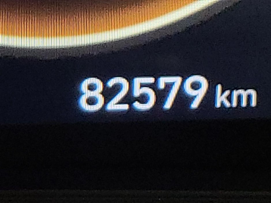 2023 Hyundai Kona Electric ULTIMATE-12