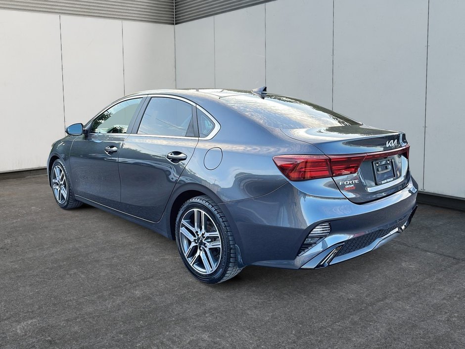 Kia Forte EX + 2022-3