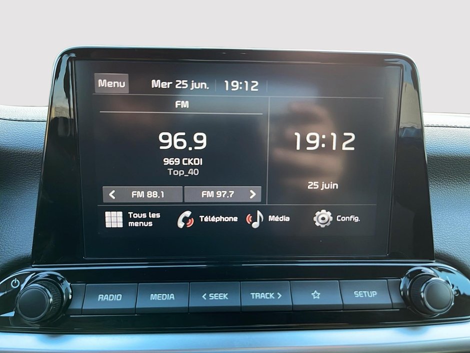 Kia Forte EX + 2022-17