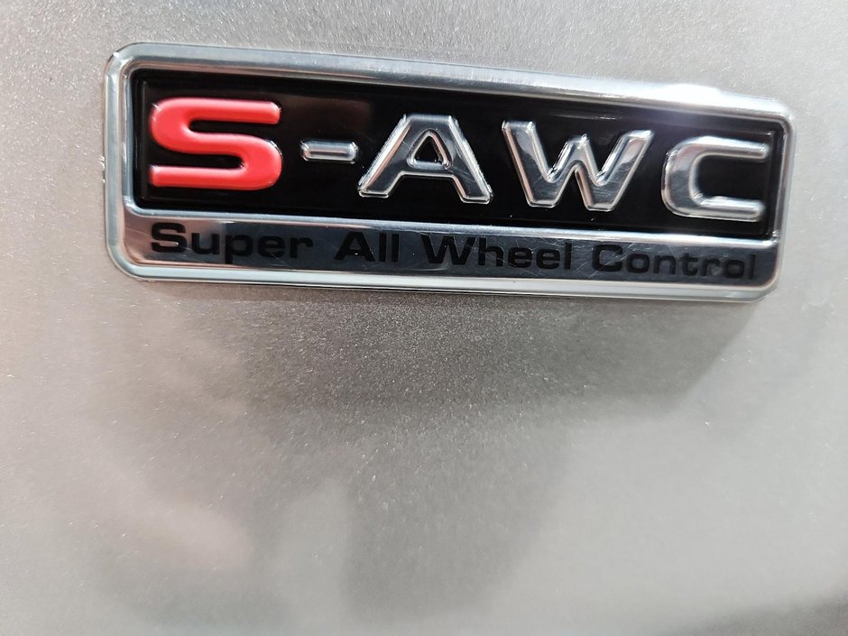 2020 Mitsubishi Outlander ES-15
