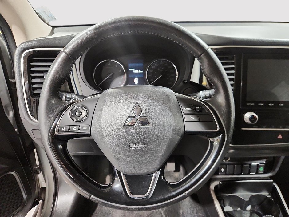 2020 Mitsubishi Outlander ES-11