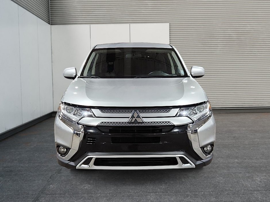2020 Mitsubishi Outlander ES-1