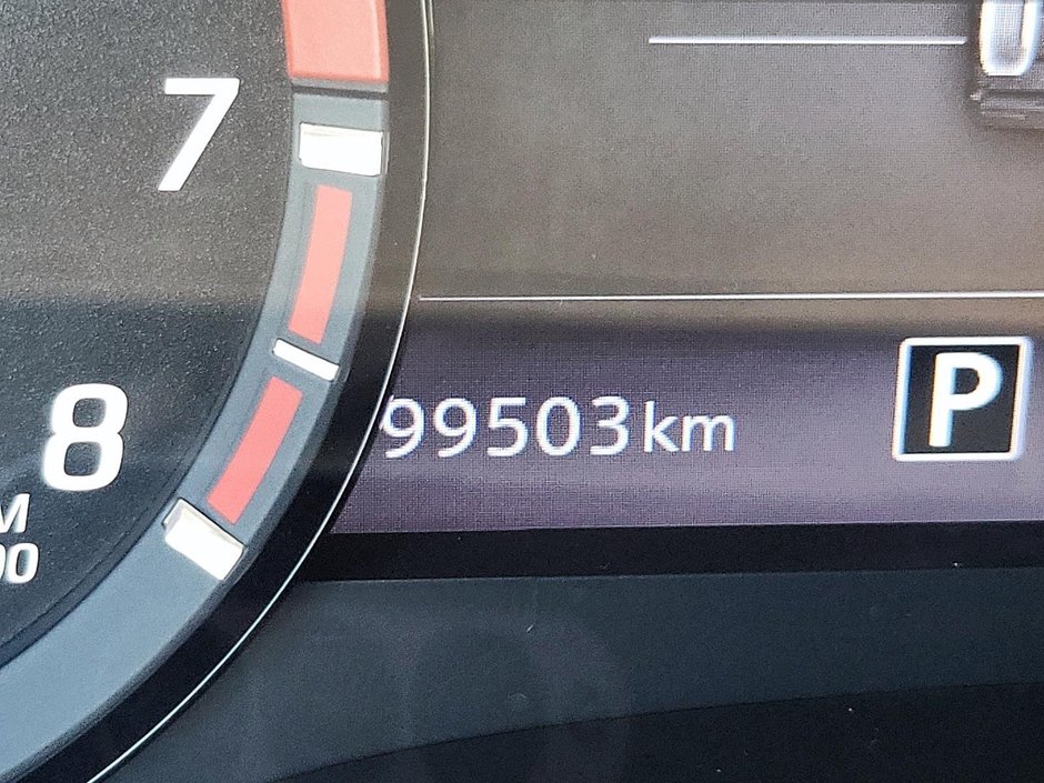 2022 Nissan Frontier PRO-4X-12