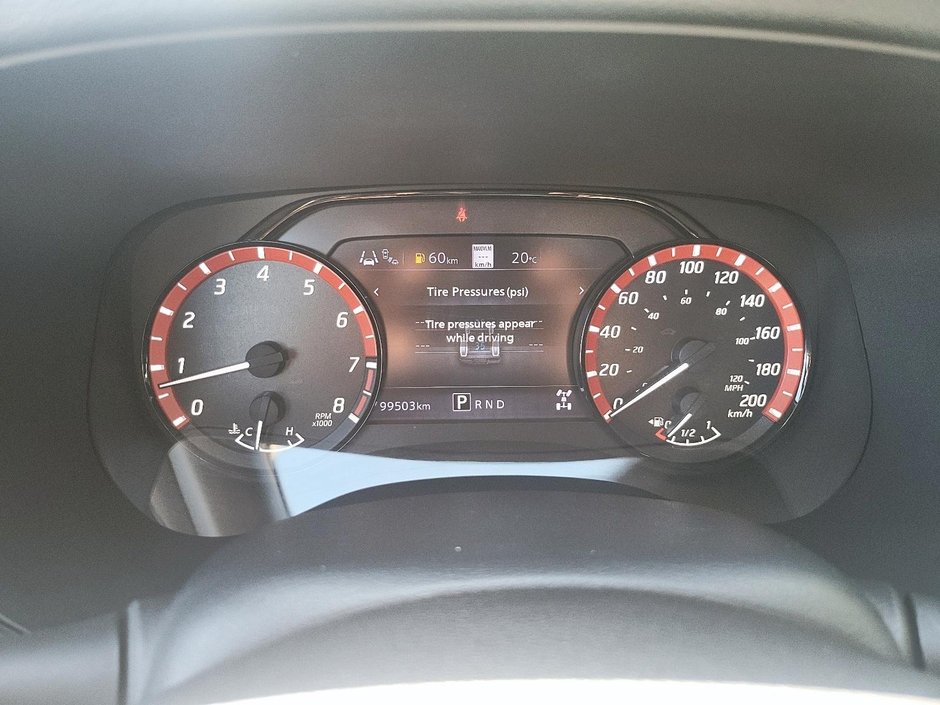 2022 Nissan Frontier PRO-4X-13
