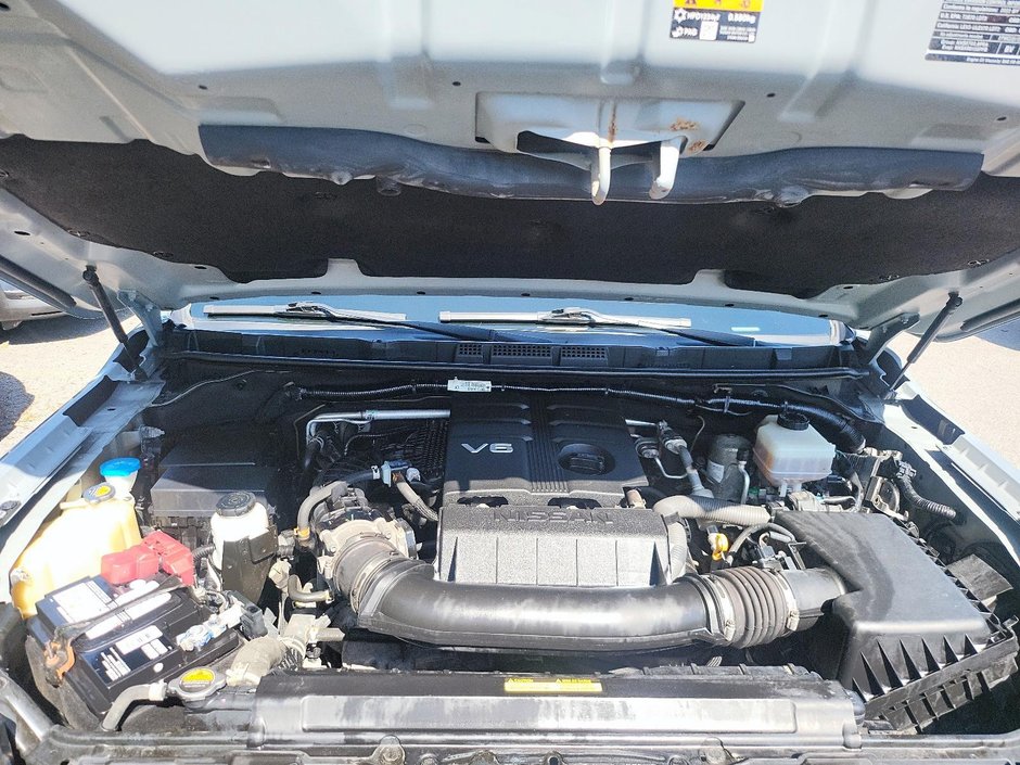 2022 Nissan Frontier PRO-4X-7
